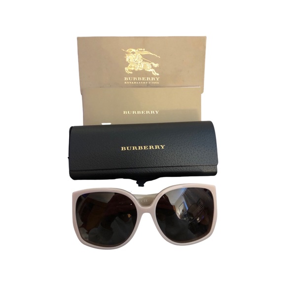 Authentic New Burberry sunglasses BE4290 380713 - Picture 6 of 14